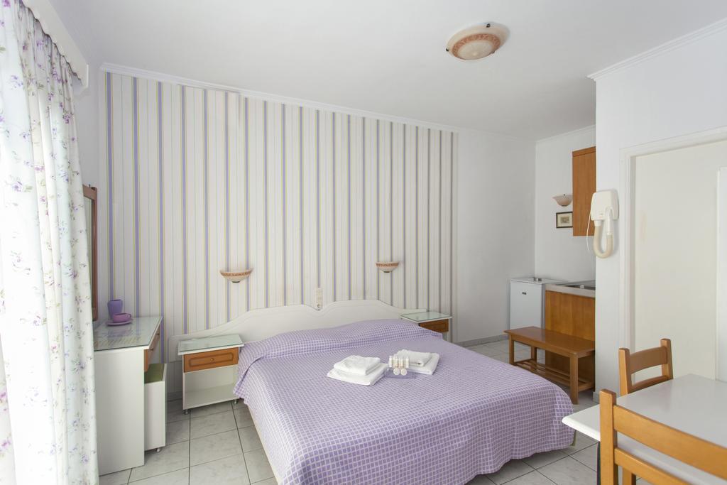 Ionio Gastronomy Suites Ammoudia Room photo